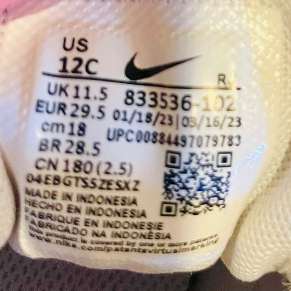 Nike Kids White Velcro Strap Sneakers - Picture 3 of 3